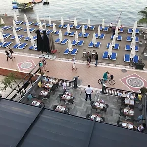  Otel La - La Beiurut